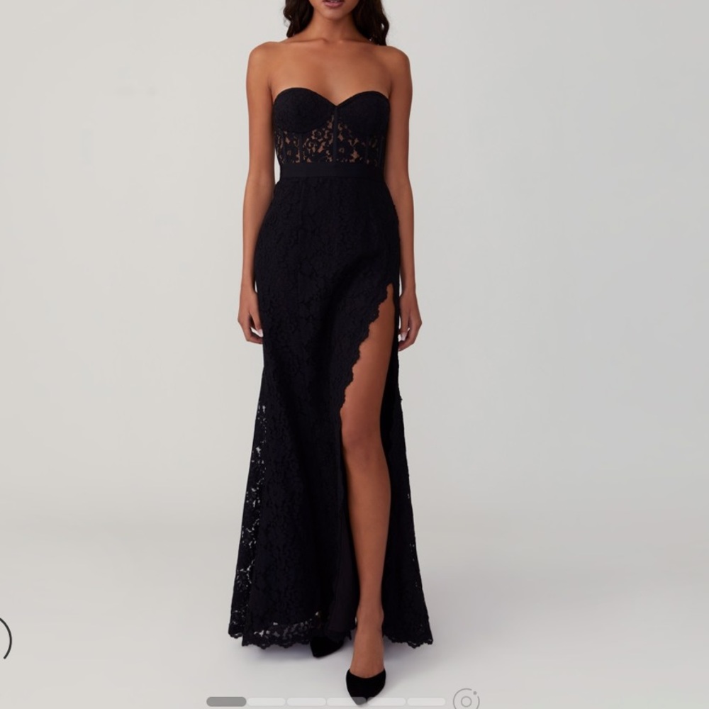 Fame and Partners Lace Strapless Gown